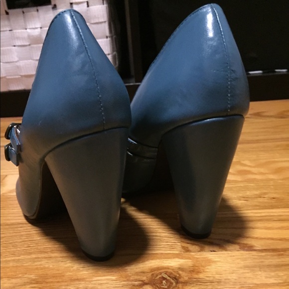 Excellent condition shoes - Picture 4 of 6